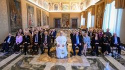 Popiežius Leonas ir Jeruzalės hebrajų universiteto tarybos nariai