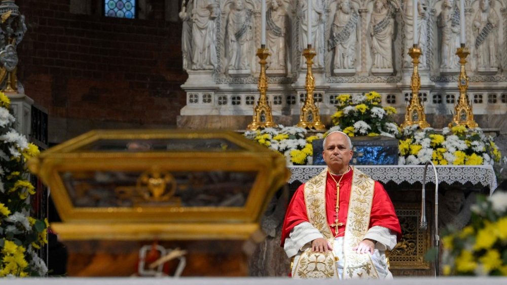 Papa Leon al XIV-lea în Bazilica ”San Pietro in Ciel d’Oro”, din orașul Pavia