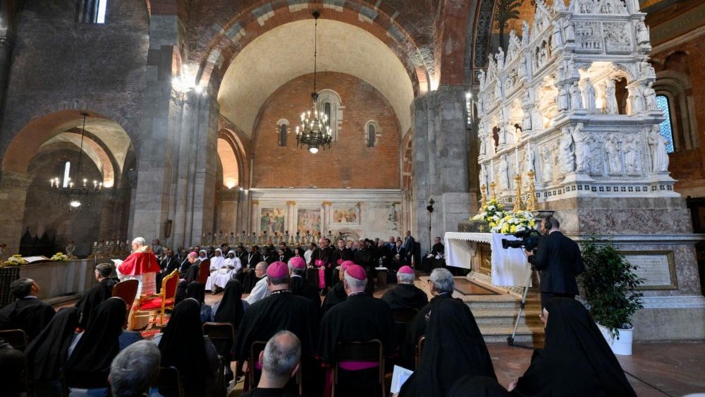 2026.06.20 Visita Pastorale a Pavia - Basilica di San Pietro in Ciel dâ  Oro