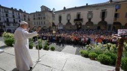 2026.06.20 Visita Pastorale a Pavia - Piazza Duomo