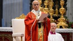 2026.06.29 Mesha e Shenjtë në Solemnitetin e Shenjtorëve Pjetër dhe Pal me bekimin dhe vendosjen e Pallium mbi Kryeipeshkvijtë e rinj Metropolitanë
