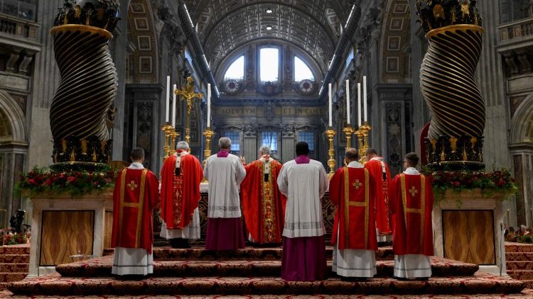2026.06.29 Santa Messa nella SolennitÃ  dei SS Pietro e Paolo con la benedizione e lâ  imposizione dei Palli ai nuovi Arcivescovi Metropoliti