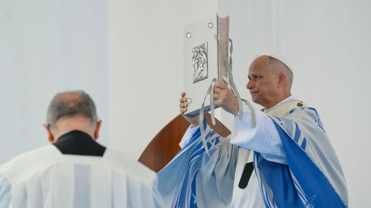 Papa Leone nella messa celebrata a Lampedusa
