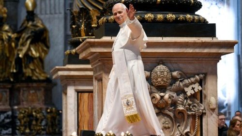 Papa: o ano lit&uacute;rgico acompanha os fi&eacute;is na hist&oacute;ria da salva&ccedil;&atilde;o