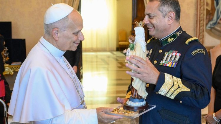 The Pope with members of Portugal's Military Ordinariate