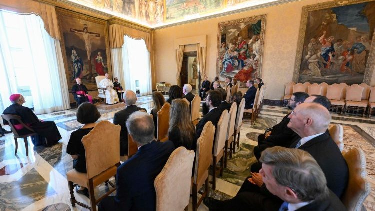 León XIV ha recibido en audiencia a los miembros de la delegación de la Sociedad de San Vicente de Paúl de los Estados Unidos. 