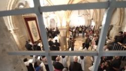 Revise las noticias de Oriente de la semana.