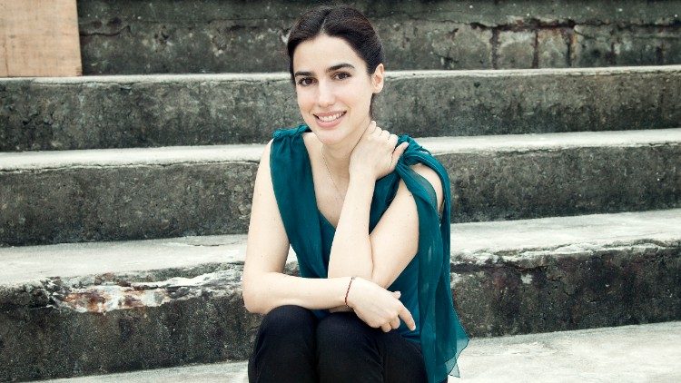 Lila Azam Zanganeh, escritora de origen iraní. Foto: Marcelo Correa.