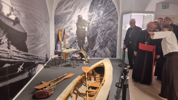 Otwarcie wystawy o św. Janie Pawle II w Budapeszcie