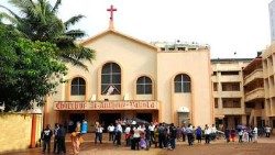 Eine Kirche im Großraum der Metropole Mumbai