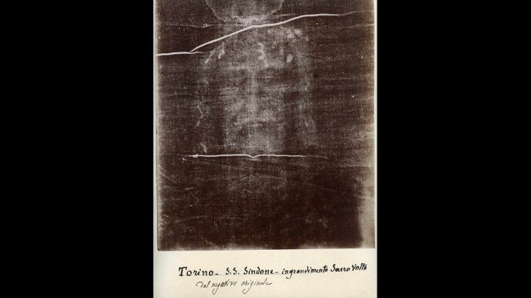 På dagen for sin ikledning undertegnet Thérèse for først gang som «søster Thérèse av Jesusbarnet og Det hellige ansikt».