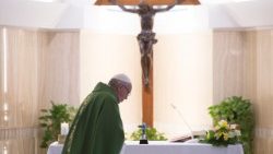 Papa celebra a missa na Casa Santa Marta