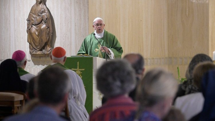 2018-06-19 Papa Francesco celebra Messa santa Marta