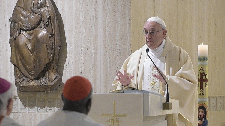 Papa Francesco alla Messa a Casa Santa Marta