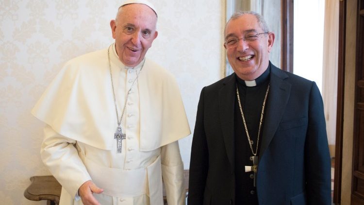 Papa Francesco con il cardinale De Donatis