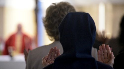 Papa a S. Marta: il nostro "destino" è vivere da amici di Gesù