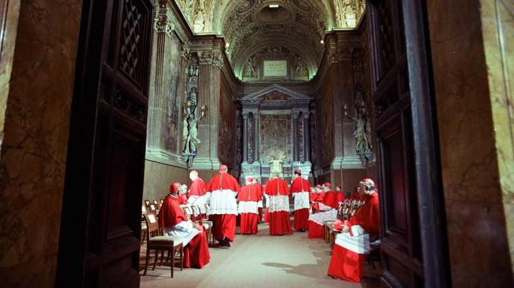 Cardinals gather to elect a new Pope in 1978