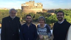 2018.11.29 Peter Dyckhoff, Mario Galgano, Angelika Teresa Oehlke von der Stiftung „Ruhegebet“ in Deutschland und der Südtiroler Zisterzienser-Pater Cyrill Josef Greiter