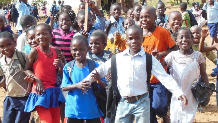 2019.03.12 bambini in Africa