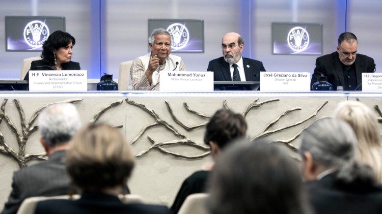 Friedensnobelpreisträger Muhammad Yunus bei einer FAO-Veranstaltung (Archivbild 2019)