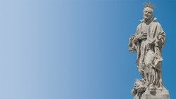 Statue auf der Karlsbrücke in Prag