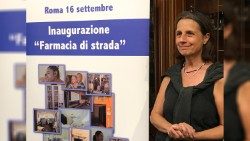 Lucia Ercoli Medicina Solidale farmacia di stradaAEM.jpg