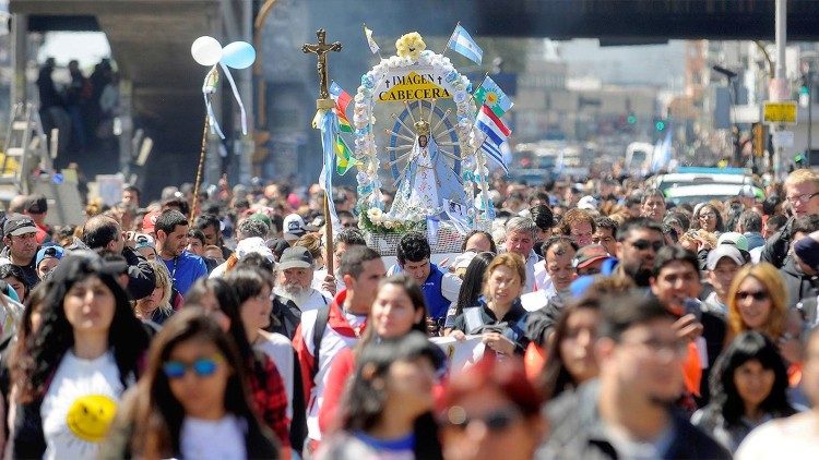 Un pellegrinaggio al santuario di Nostra Signora di Lujan, in Argentina