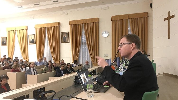 Ксёндзе Ханс Цольнер. Ілюстрацыйнае фота