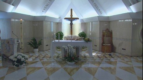 Il Papa prega per le famiglie in crisi e per la conversione degli usurai che le affamano