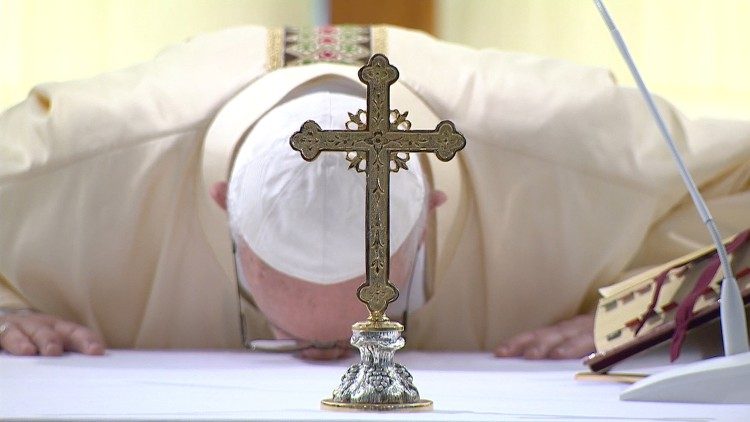 Sakramenty są skarbem Kościoła - przypominał Franciszek w Domu św. Marty