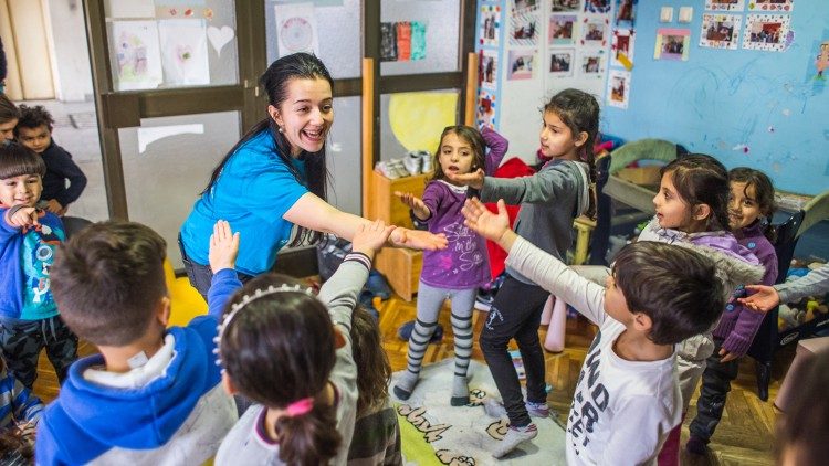 Serviço Jesuíta  a refugiados. Foto: Vatican Media