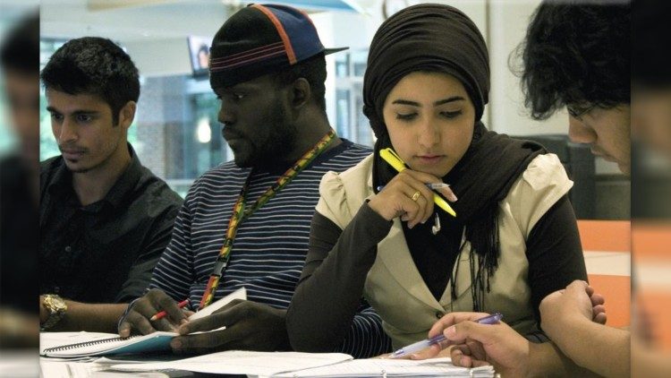 Giovani studenti stranieri