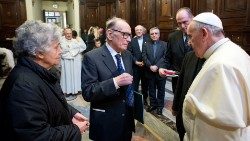 Arhivă: papa Francisc și Ennio Morricone în biserica romană ”Preasfântul Nume al lui Isus” (Del Gesù)