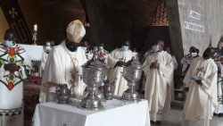 Missa Crismal na Diocese de Benguela (Angola)