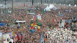 Com o Papa em 2013, milhões de jovens de todo o mundo na Praia de Copacabana