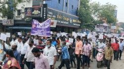Un millier d'Indiens dalits manifestant en 2021 dans l'archidiocèse de Pondichéry-Cuddalore, en Inde.