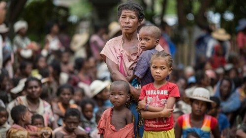 El Papa pide que para el Jubileo se cancele o se reduzca la deuda externa