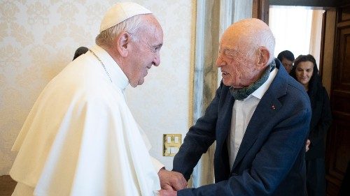 Cento anni di Edgar Morin. Il Papa: una vita a servizio di un mondo migliore