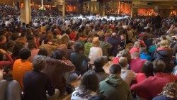 Un incontro della Comunità ecumenica di Taizé