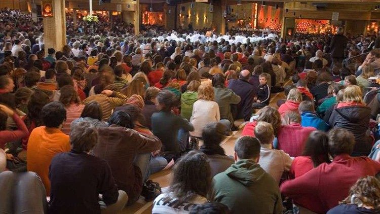 Un incontro della Comunità ecumenica di Taizé