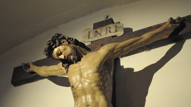 Crocifisso (foto archivio)