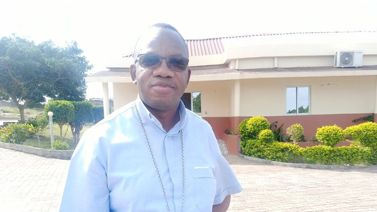 Đức Cha António Juliasse Ferreira Sandramo, Giám quản Tông tòa Giáo phận Pemba (Mozambique)  
