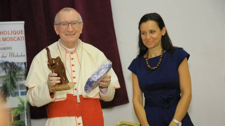 2022.05.09 La visita del cardinale Paroline a Moscati