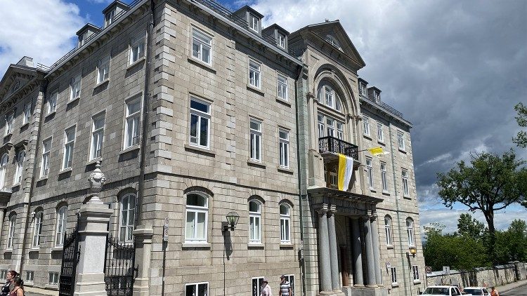 Le diocèse de Québec sous le coup d'une accusation collective en cours. Ici, l'archevêché. 