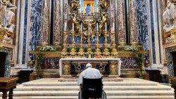 Pope Francis visits the Basilica of St. Mary Major to entrust his Apostolic Journey to the Kingdom of Bahrain to Our Lady