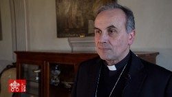 Monseñor Domenico Pompili, Obispo de Verona, en una foto de archivo