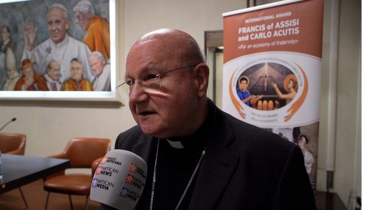 Arhivă: În audiență la papa Leon al XIV-lea, arhiepiscopul-episcop Domenico Sorrentino