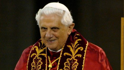 Ratzinger e a Igreja que acolhe deixando livres