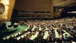 2023.02.23 Giovanni Paolo II davanti alle Nazioni Unite il 2.10.1979