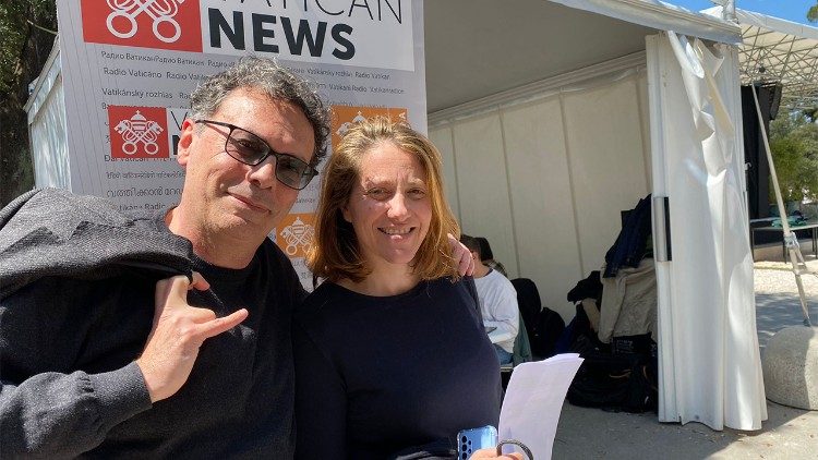 Il counselor Claudio Puliatti - qui con Silvia Giovanrosa - è stato tra gli ospiti della postazione di Radio Vaticana - Vatican News al Villaggio per la Terra